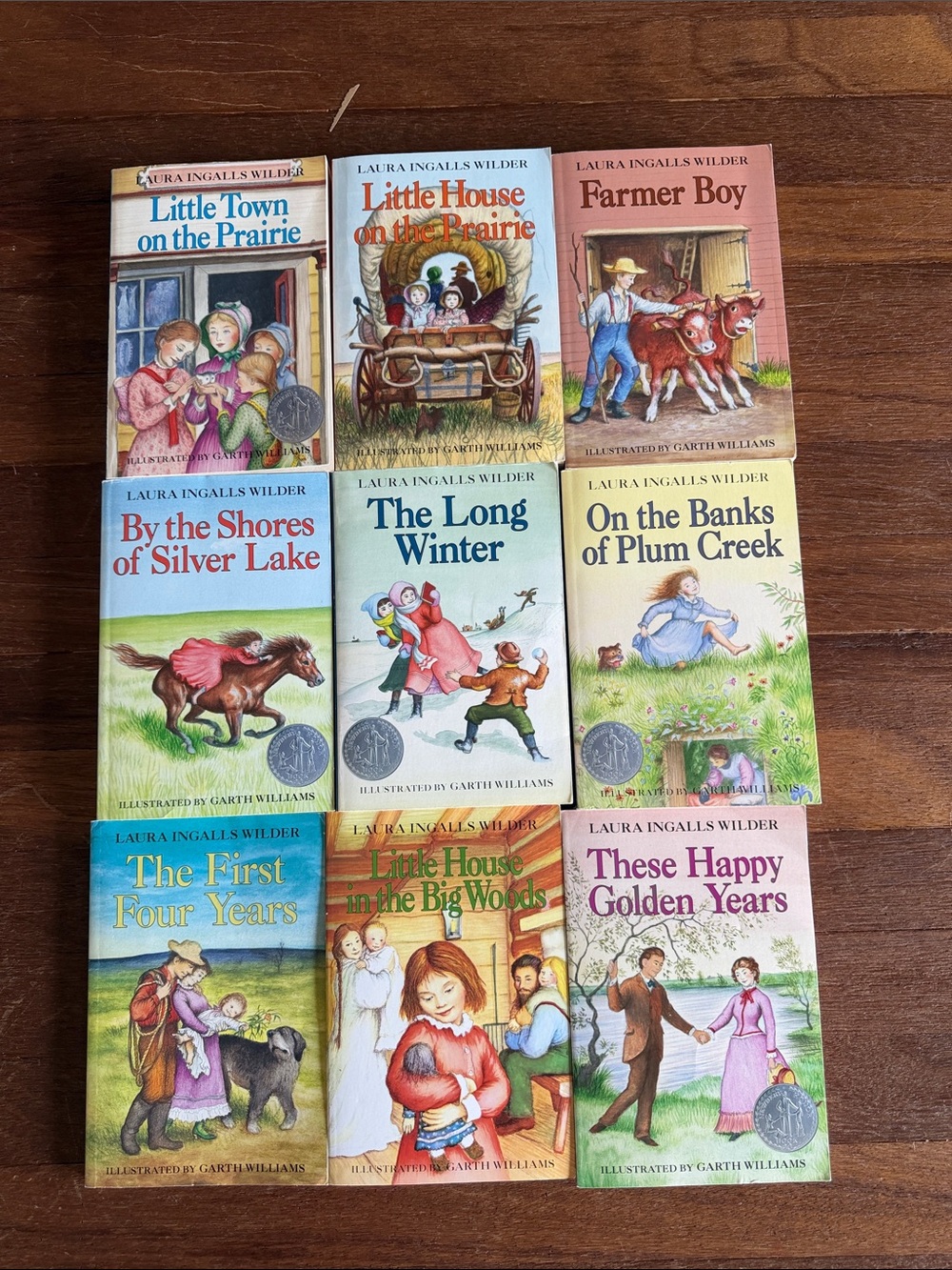 Little House On The Prairie Complete 9 Book Set Laura Ingalls Wilder Almost New